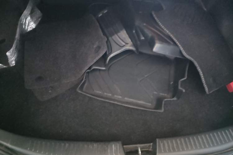 Used Mazda Mazda 6 2015 2.0L Automatic Fashion Edition