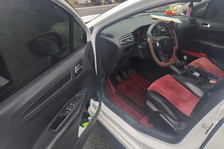 Used Citroen C4 Sega 2018 1.6L Manual Luxury Model Driver Seat