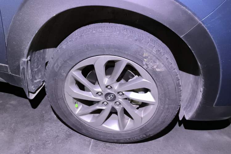 Used Hyundai Tucson 2018 1.6T Dual-Clutch Two-Wheel Drive 15th Anniversary Special Edition