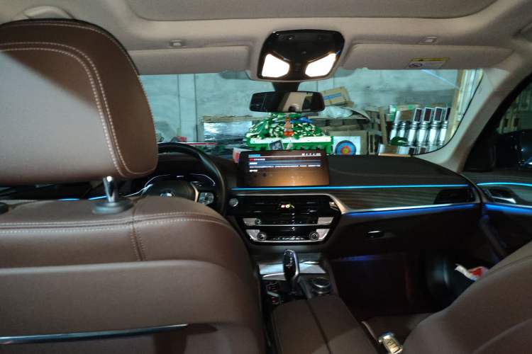 Used BMW 5 Series New Energy 2022 Updated Version 535Le Luxury Package Headliner