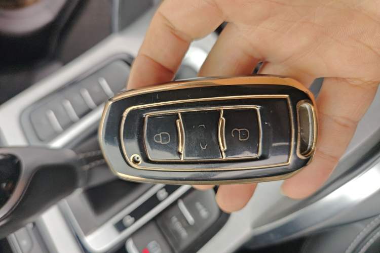 Used Geely Auto Emgrand X7 Sport 2016 1.8TD Automatic Smart Model
