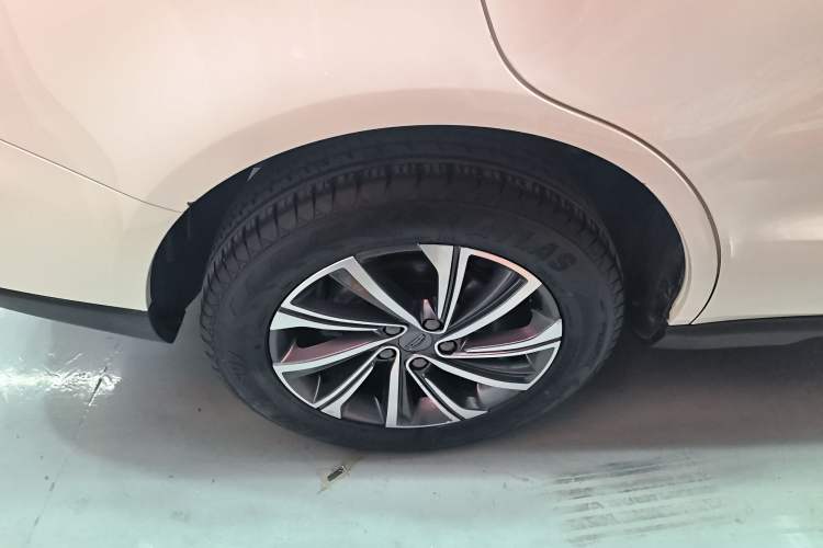 Used Geely Auto Vision X6 2020 1.4T CVT Luxury Edition