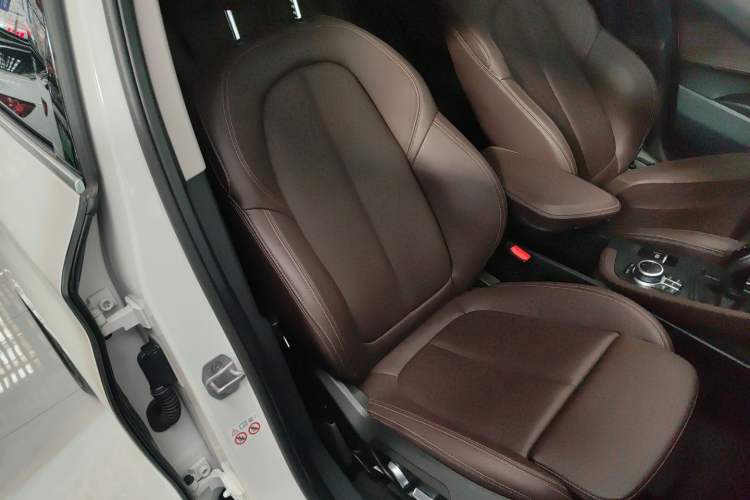 Used BMW X1 2021 Restyled sDrive25Li Leading Edition Right Front Seat