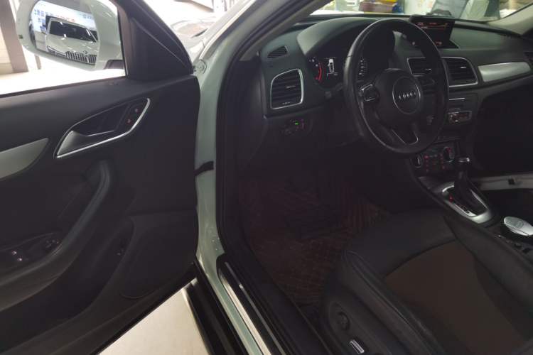 Used Audi Q3 2016 35 TFSI Fashion Model