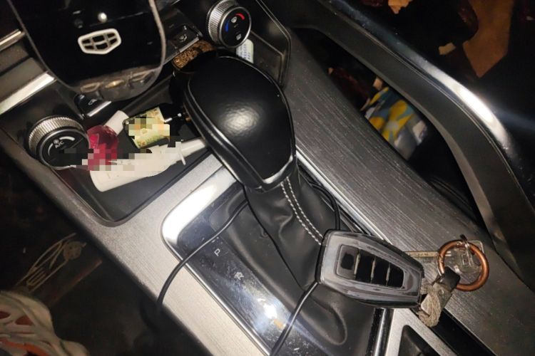 Used Geely Auto Coolray 2020 PRO 240T DCT Hunter Gear Lever