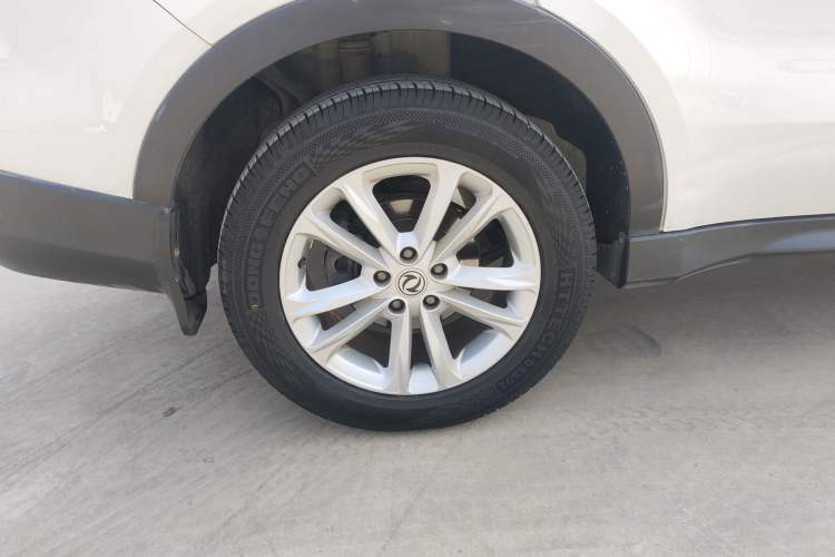 Used Dongfeng Fengon 580 2016 1.8L Manual Comfort Model
