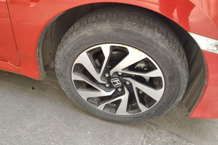 Used Honda Civic 2016 220TURBO CVT Luxury Edition
