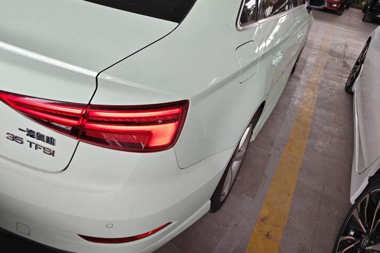 Used Audi A3 2018 30th Anniversary Edition Limousine 35 TFSI Fashion Model
