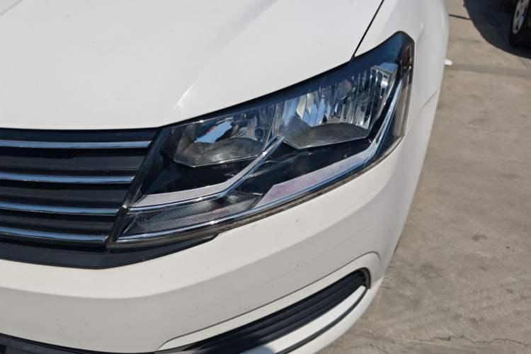 Used Volkswagen Gran Lavida 2017 1.6L Automatic Fashion Edition