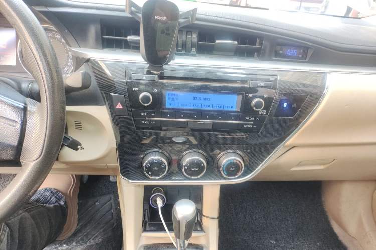 Used Toyota Corolla 2014 1.6L CVT GL-i