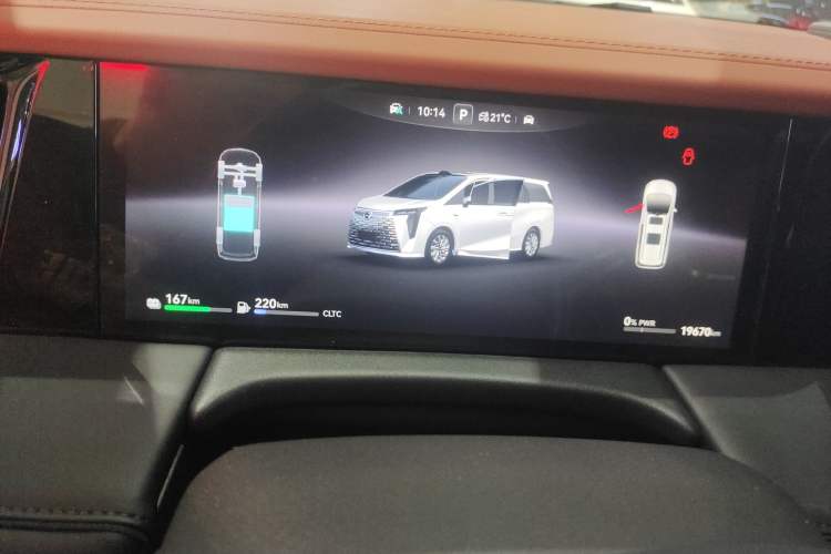 Used GAC Trumpchi Xiangwang M8 2025 Kunkun Series Ultra First-Class Cabin