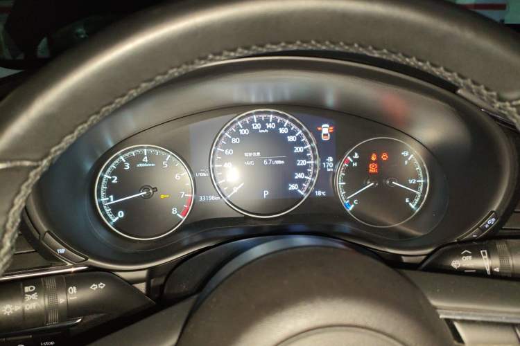 Used Mazda 3 Axela 2020 2.0L Automatic Zhiya Edition Instrument Cluster