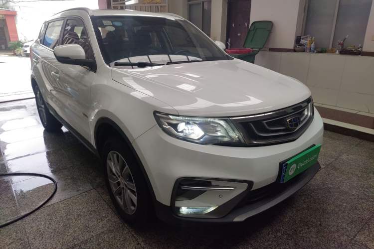 Used Geely Auto Emgrand X7 Sport 2018 1.8TD Automatic Two-Wheel Drive Smart Connect 4G Internet Edition
