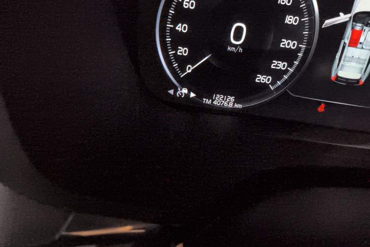 Used Volvo XC60 2019 T5 4x4 Zhiyuan Sport Edition China V Standard Odometer Close Up