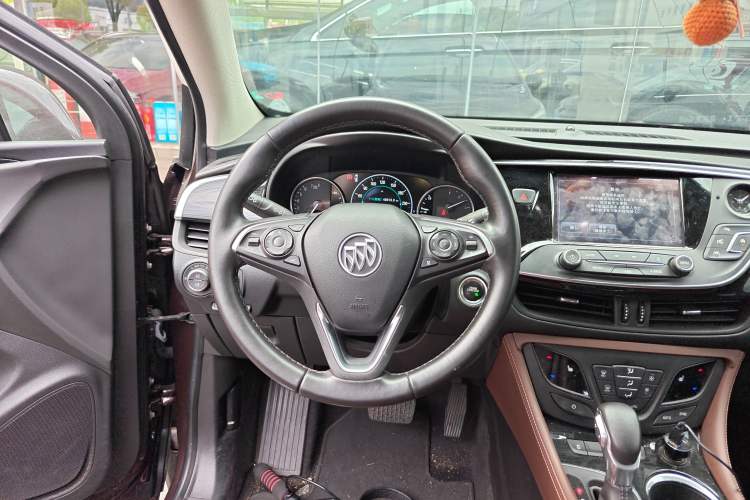Used Buick Envision 2018 28T Four-Wheel Drive Luxury Model Steering Wheel