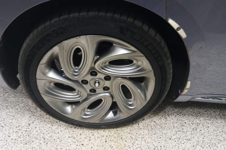 Used ORA Lightning Cat 2022 555 km Luxury Edition