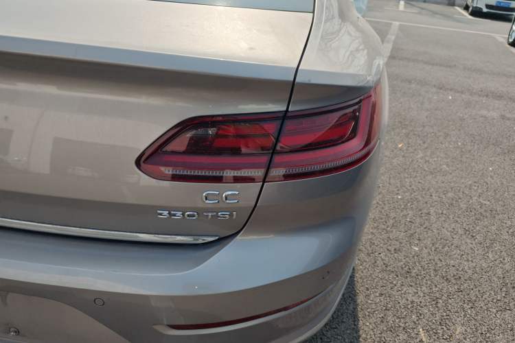 Used Volkswagen FAW-Volkswagen CC 2020 330TSI Glamour Edition China VI Standard Right Rear Taillight
