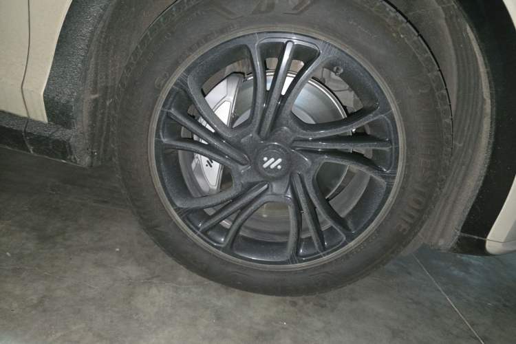 Used IM LS7 2023 90 kWh Elite Rear-Drive Version