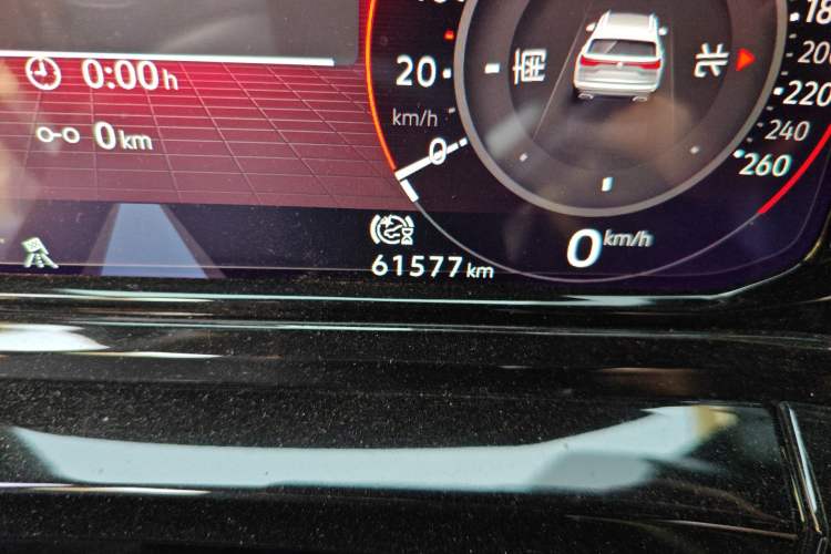 Used Volkswagen Talagon 2021 380TSI Four-Wheel Drive R-Line Touareg Edition Odometer Close Up