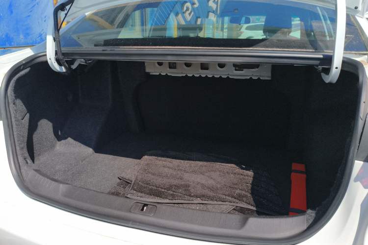 Used Chevrolet Monza 2020 Light Hybrid RS 330T Automatic Thrill Edition Trunk