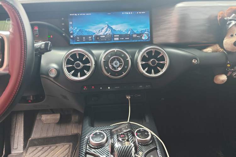 Used Tank 300 2024 2.0T Conqueror Audio And AC Panel