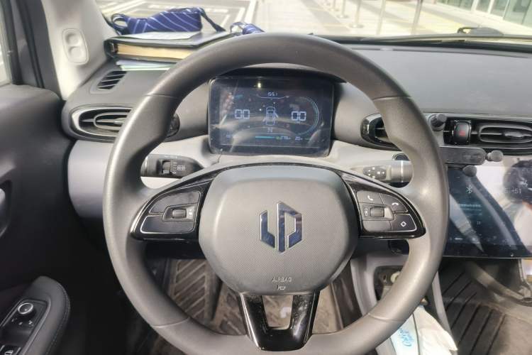 Used Leapmotor T03 2021 400 Lite Edition - Lithium-Ion Battery Steering Wheel