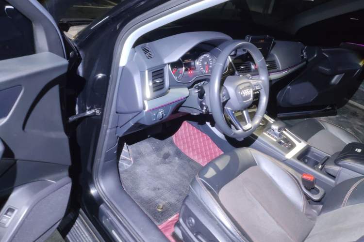 Used Audi Q5L 2020 Revised 40 TFSI Prestige Edition Driver Seat