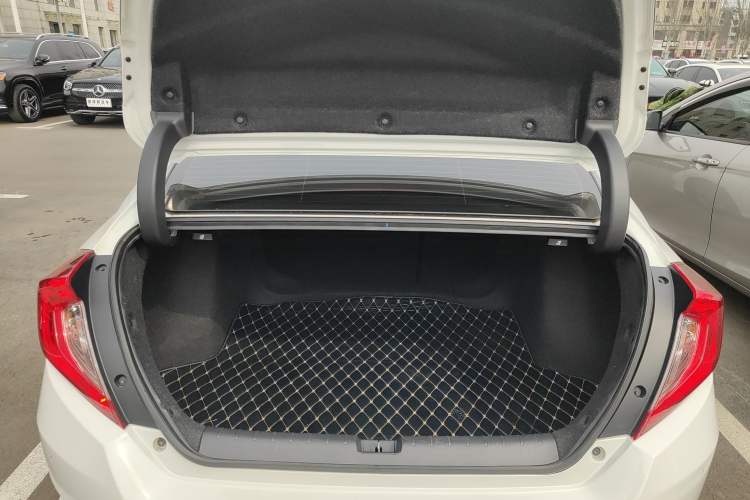 Used Honda Civic 2019 220TURBO CVT Dynamic Edition China V
