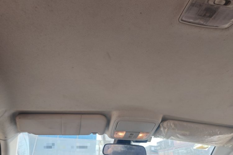 Used JMC Yuhu 7 2020 2.0T Diesel Manual Two-Wheel Drive Comfort Edition Short Wheelbase China VI Standard JX4D20A6L Headliner