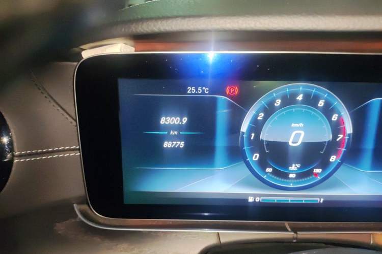 Used Mercedes-Benz E-Class 2016 E 200 L Sport Edition
