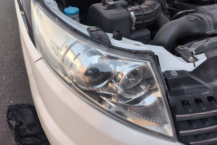 Used JAC Group Refine M5 2013 2.0T Gasoline Automatic Business Edition
