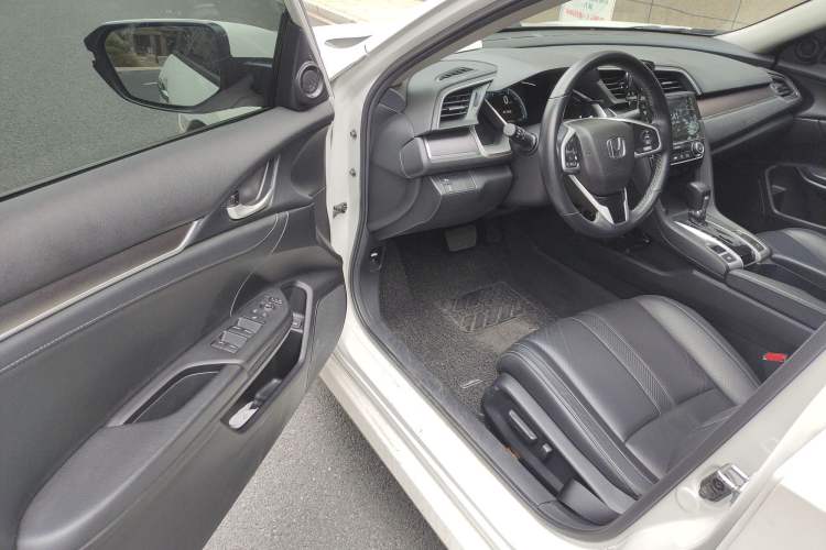 Used Honda Civic 2016 220TURBO CVT Prestige Edition