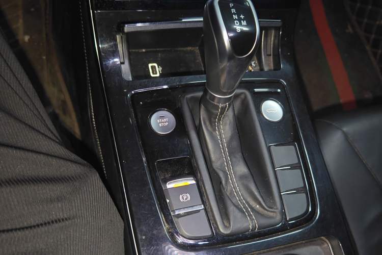 Used Hongqi H5 2019 30TD Dynamic Edition