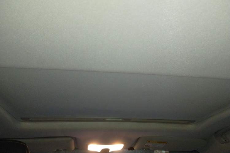 Used MG GT 2016 1.5T Automatic Value-Added Luxury Edition Headliner