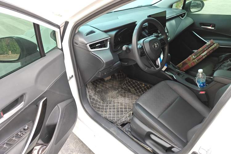 Used Toyota Corolla 2024 1.8L Smart Electric Hybrid Dual-Engine Elite Edition Driver Seat