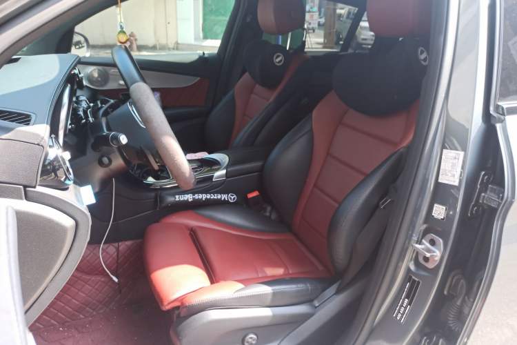 Used Mercedes-Benz GLC Coupe 2022 Refreshed GLC 260 4MATIC Coupe SUV
