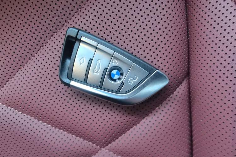 Used BMW X5 2022 Restyled xDrive 30Li Luxury Version M Sport Package
