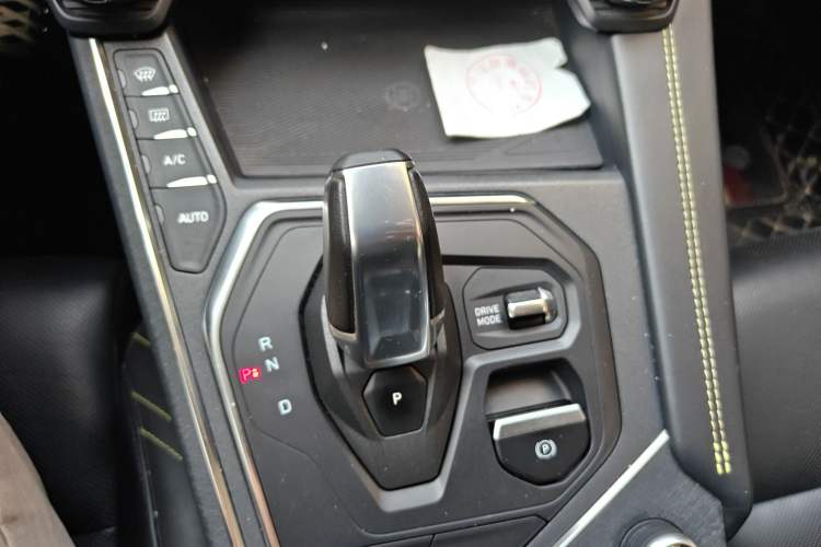 Used Lynk & Co 05 2020 2.0TD Two-Wheel Drive Shine Halo
