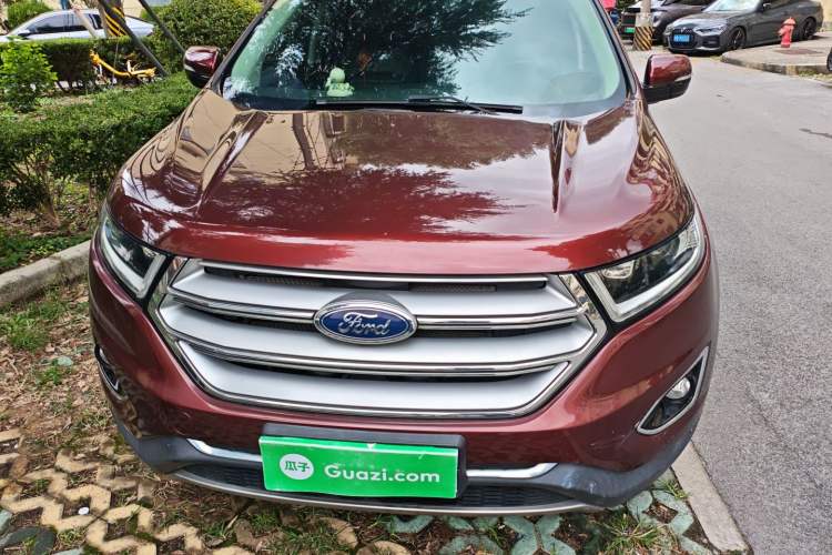 Used Ford Edge 2015 2.0T GTDi Two-Wheel-Drive High-Line Version