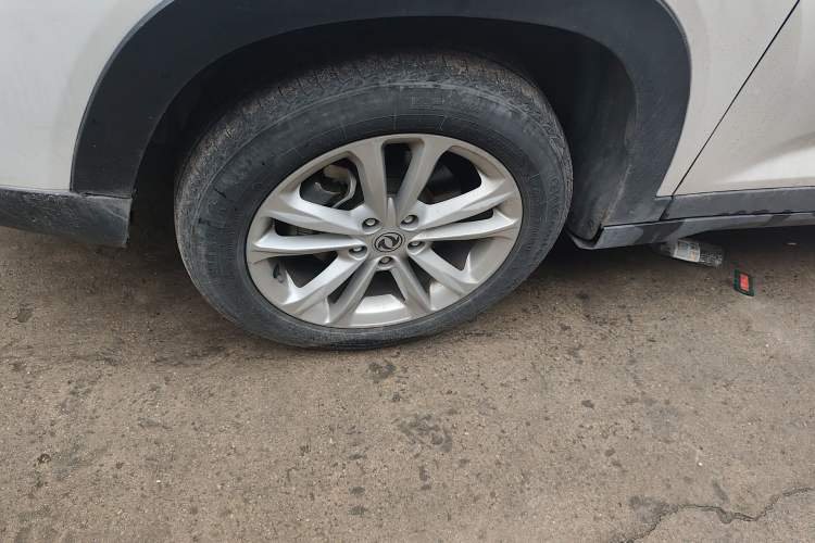 Used Dongfeng Fengon S560 2019 1.8L Manual Urban Model Right Front Wheel Hub