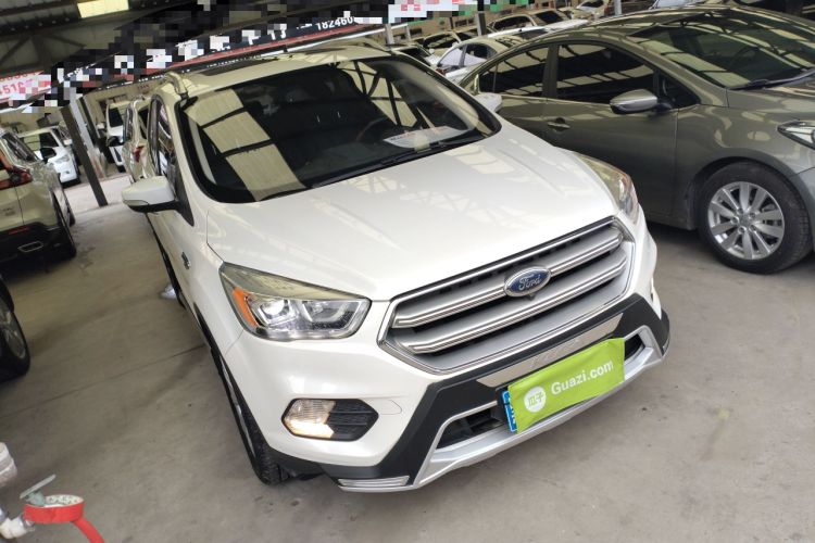 Used Ford Kuga 2017 EcoBoost 180 Two-Wheel-Drive Luxury Wing Edition Front Right 45 Deg
