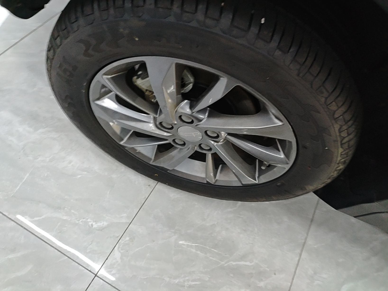 Geely Auto Coolray 2025 Bin Yue L 1.5TD DCT Star Diamond — снимка 11