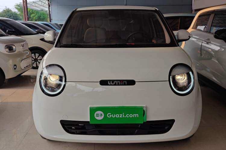 Used CHANGAN NEVO Lumin 2024 205km Launch Edition Front