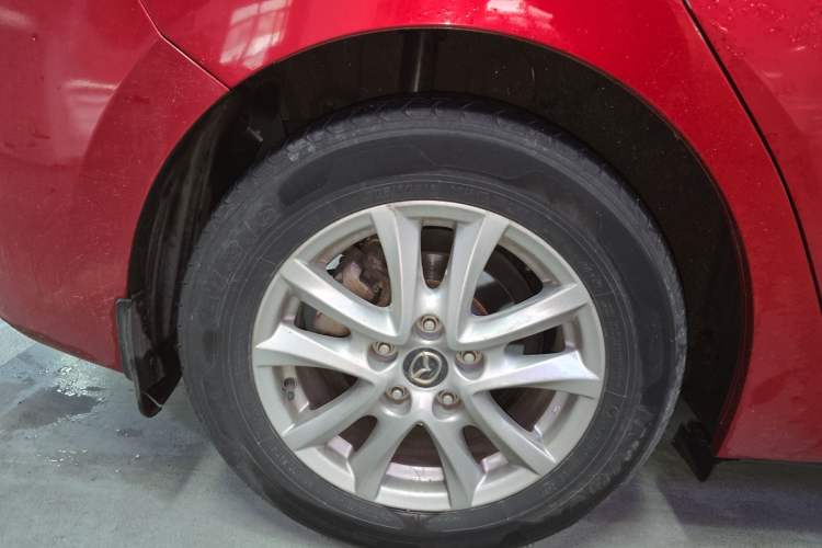 Used Mazda 3 Axela 2017 Sedan 1.5L Automatic Comfort Model Emission Standard China V