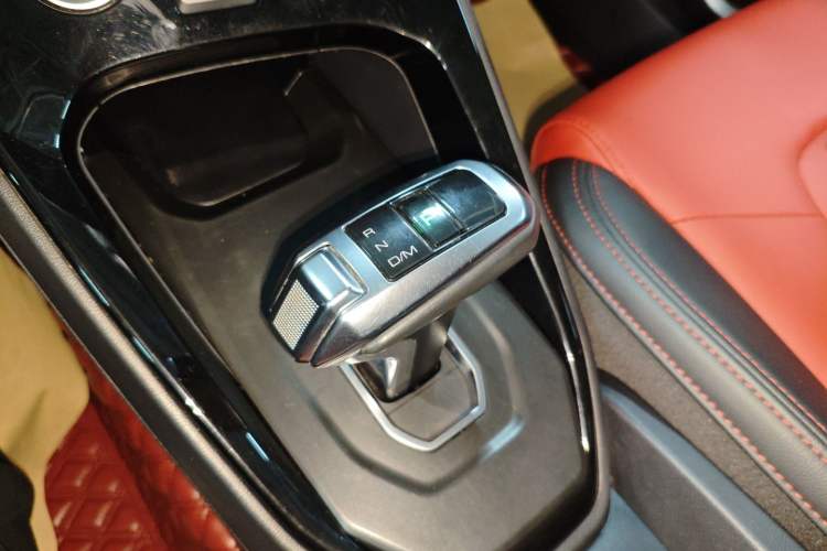 Used Haval H2s 2018 Red-Label 1.5T Dual-Clutch Elite Model