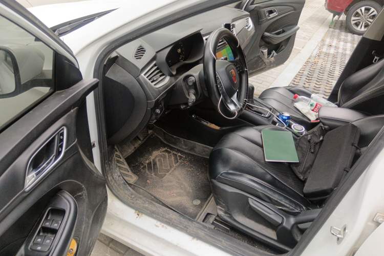 Used Roewe i5 2020 1.5L Automatic 4G Connect Luxury Flagship Edition