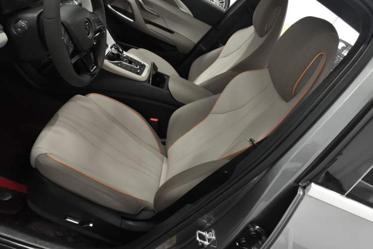 Used BYD Song Pro New Energy 2023 Champion Edition DM-i 71KM Navigation Model