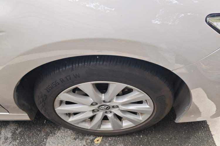 Used Toyota Camry 2018 2.0G Luxury Edition
