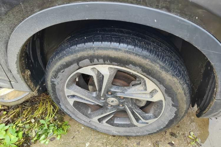 Used Dongfeng Aeolus AX7 2016 1.4T Manual Zhuyue Model
