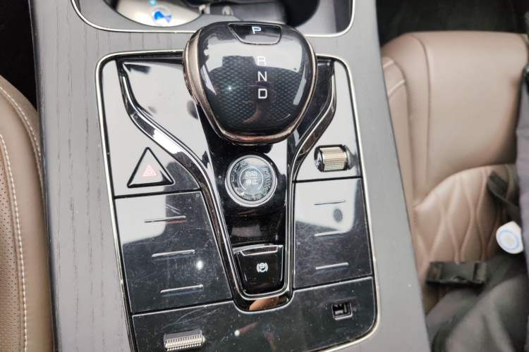Used BYD Han 2020 EV Long-Range Deluxe Model Gear Lever